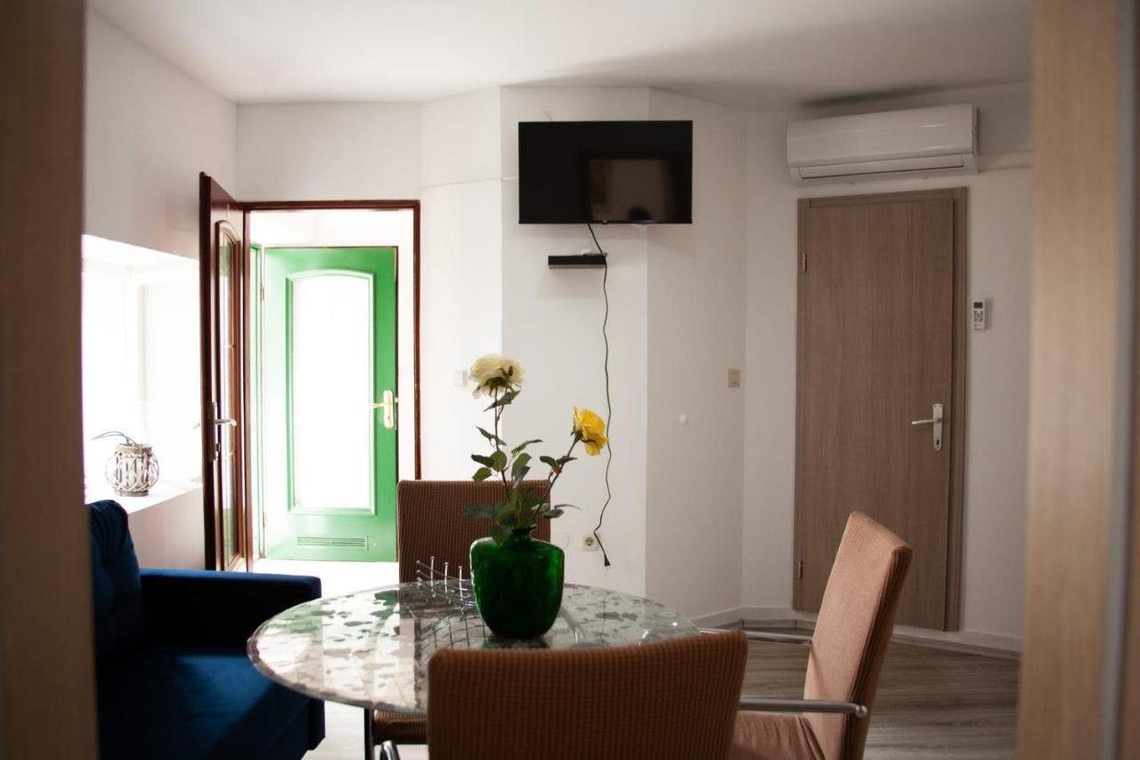 Ferienwohnung Amber In The Centar Kaštela Exterior foto